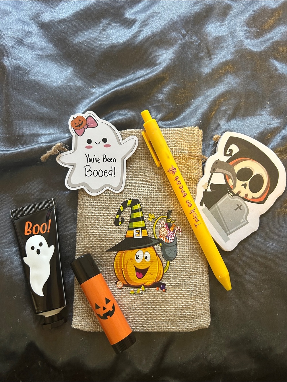 Halloween Boo Gift Goodie Bag Set (Choose 1)  6 Pieces (NWOT) - Picture 3 of 7